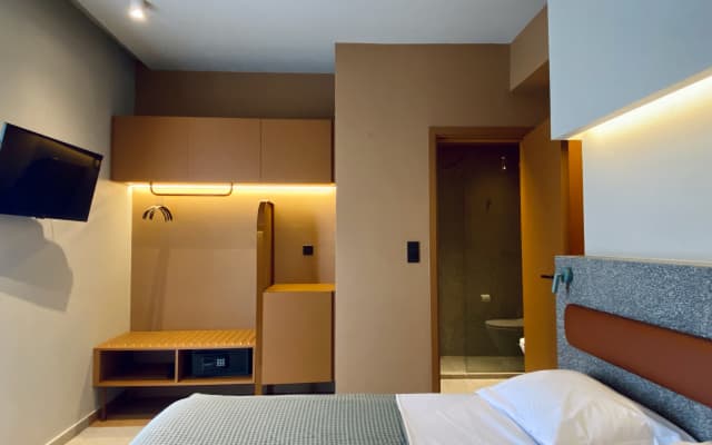 Evripides Hotel - photo 3