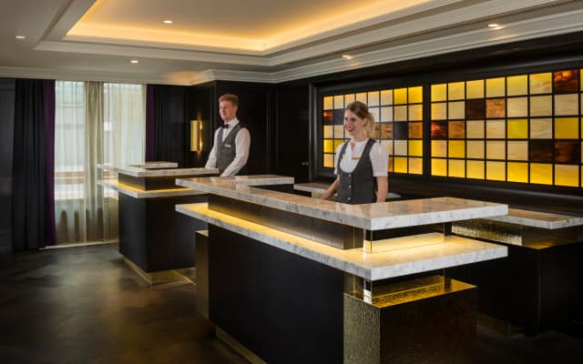 Hilton Vienna Plaza - photo 2
