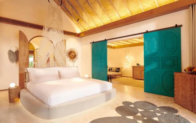 Sirru Fen Fushi Private Lagoon Resort - photo 2