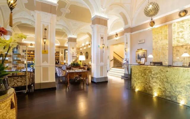 Hotel Bernini Palace - photo 2