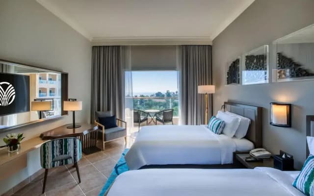 Fujairah Rotana Resort & Spa - photo 4