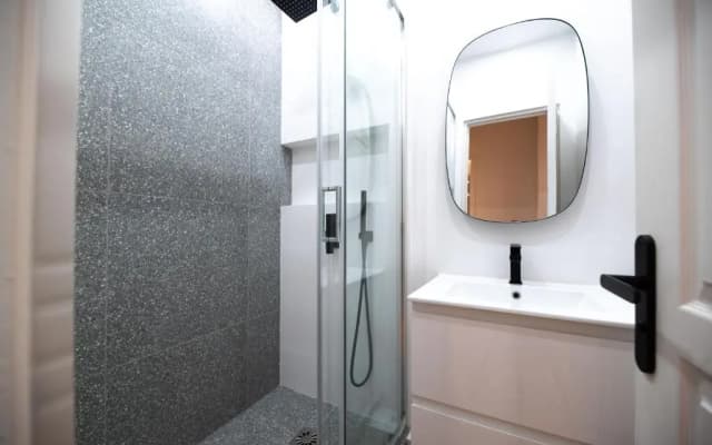 Luxury apartments in Paris Center - photo 2