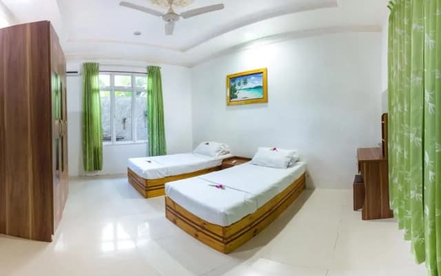 Malas Island View - photo 2