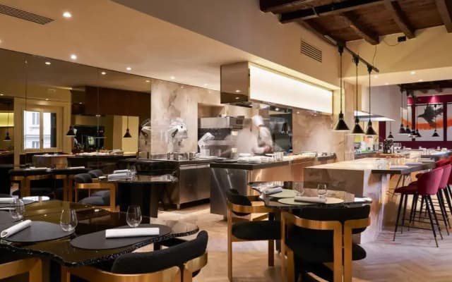 Hotel The Glamore Milano Duomo - photo 4