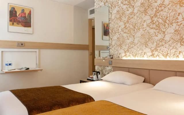 Hotel Hor Les Lumières - photo 3