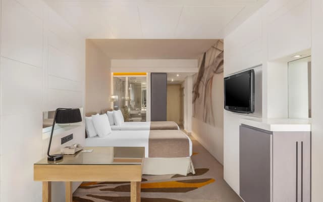 Holiday Inn Cairo Maadi Hotel by IHG - photo 2