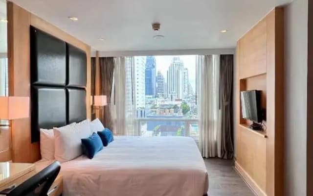 Sora Resort & Suites Sukhumvit - photo 4