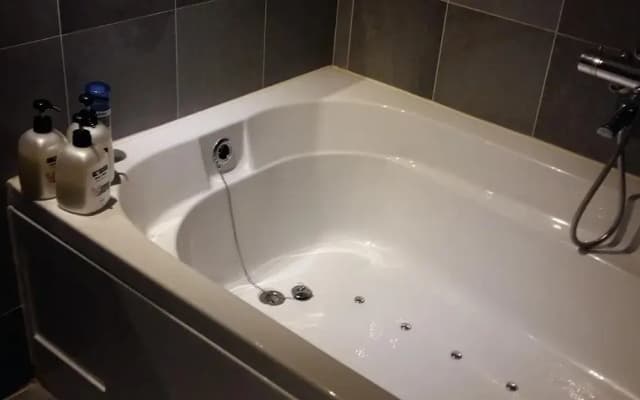 V Hotel - photo 4