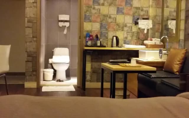 V Hotel - photo 5