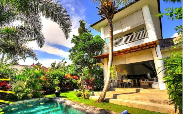 The White House Bali - photo 2