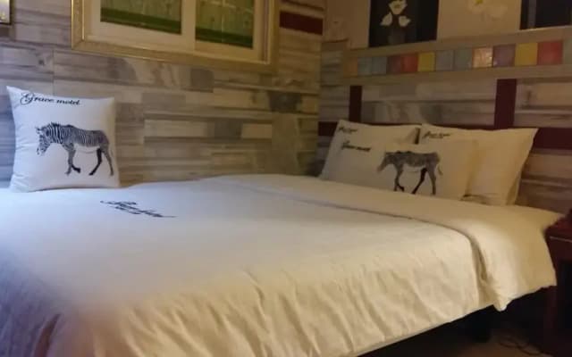 Grace Motel - photo 3