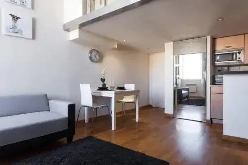 Nice Booking - Duplex Place Massena - photo 16