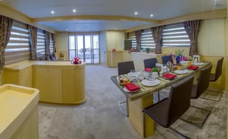 Fantom Luxury Yacht - photo 16
