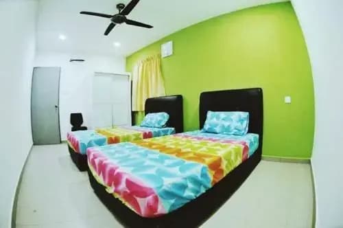 Greenpeace Homestay Kluang - photo 3