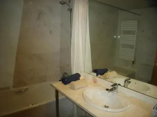 Apartamentos City Beach - photo 6