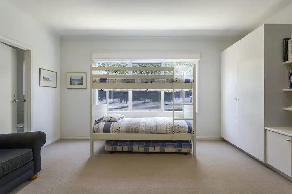Leyden at Portsea - photo 2