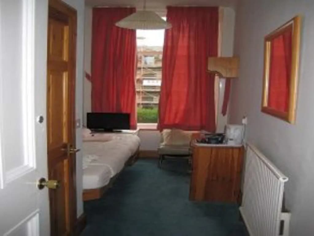 Abcorn Guest House - photo 5
