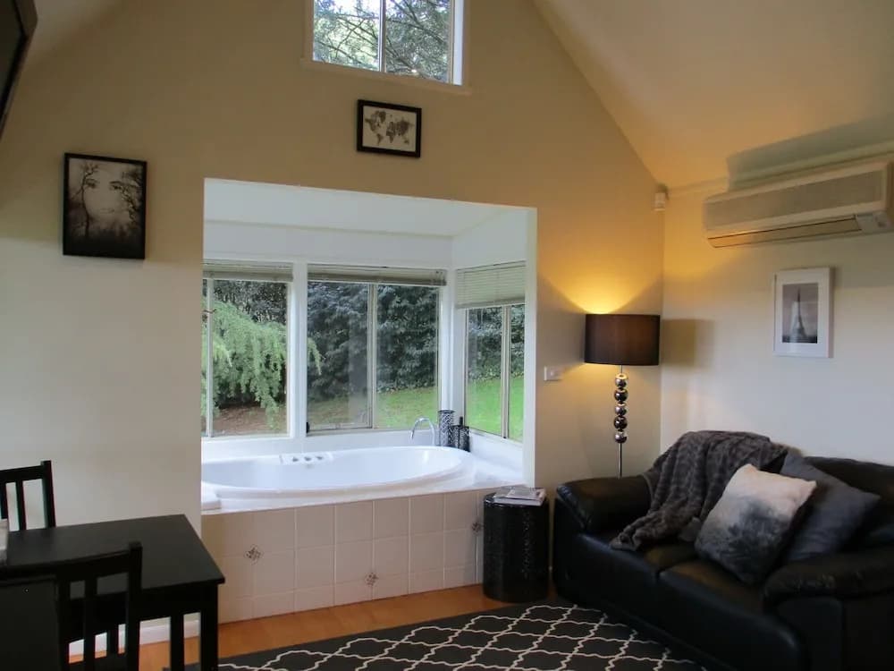 Dandenong Ranges Cottages - photo 7