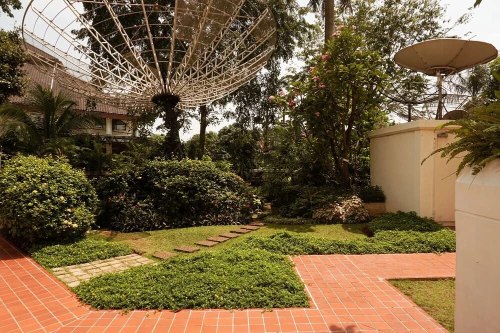 Spacious and Elegant 2BR @ Kedoya Elok Apartment - photo 12