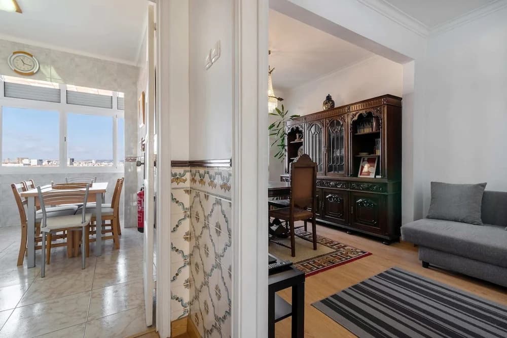 Guestready - Bright 2BR Apartment in the Heart of Graça - photo 5