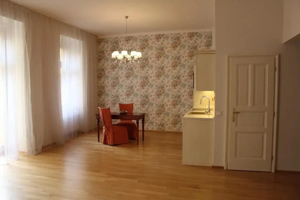 City Apartment - photo 19