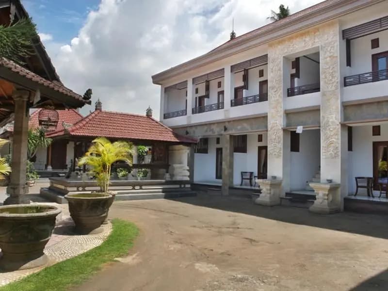Puri Jayaraja Guest House - main photo