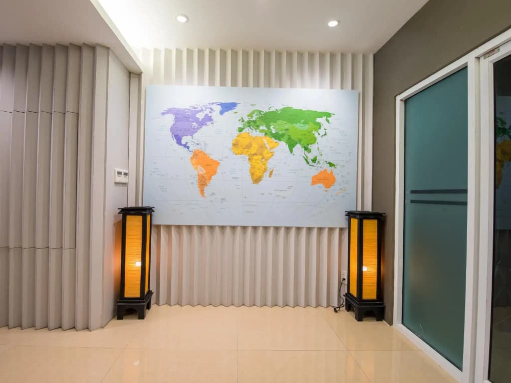 Beyond Suite Hotel - photo 11