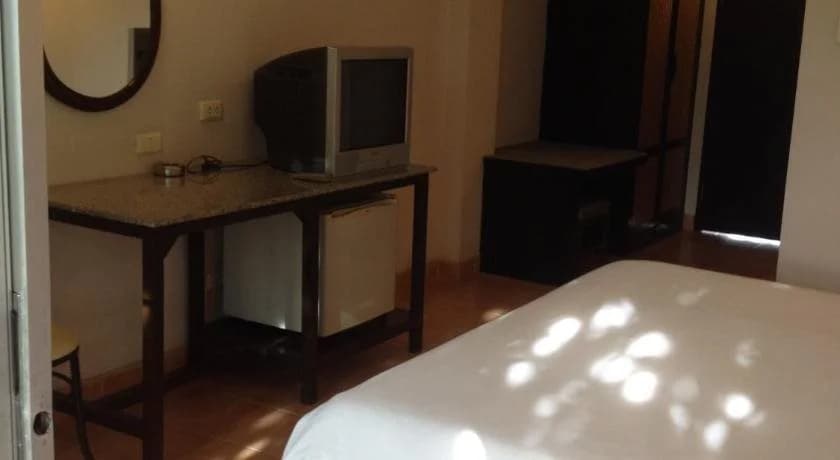 Jinny Guesthouse - photo 8