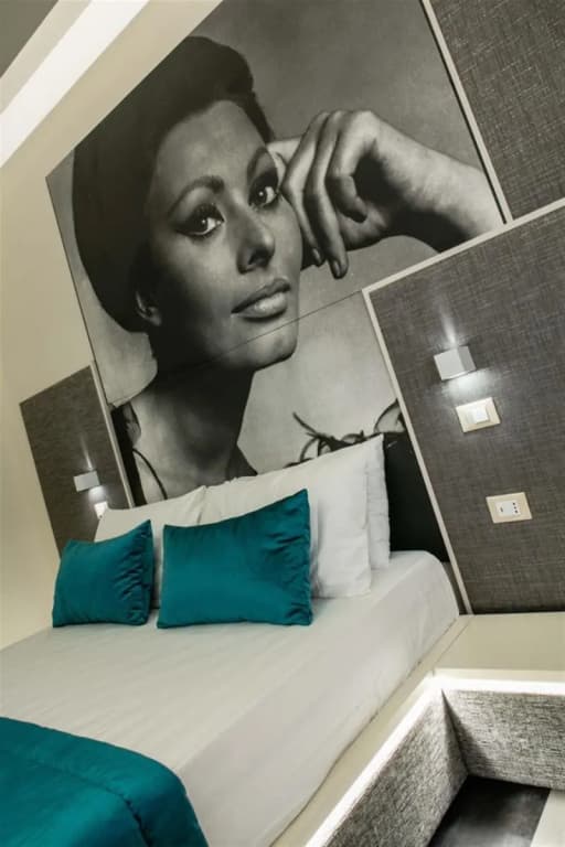 Via Veneto Luxury Suites - photo 14