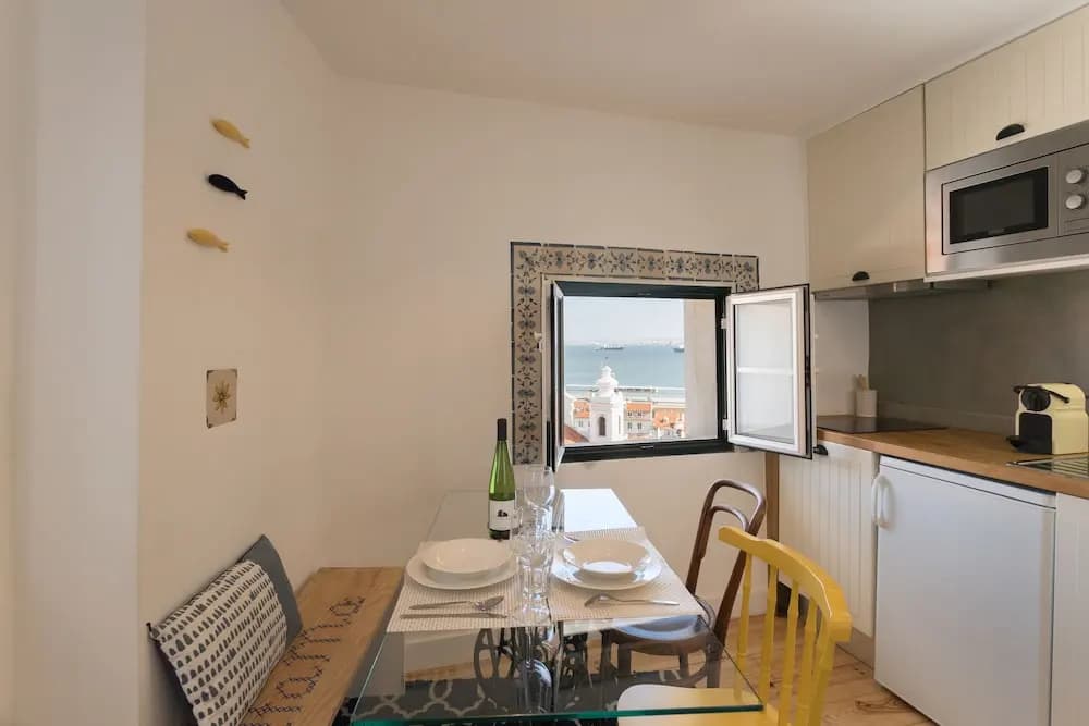 Alfama Loft Studio Loft Apartment w/ River View - by LU Holidays - photo 15