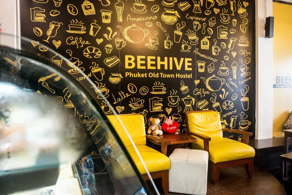 Beehive Phuket Old Town - Hostel - photo 23