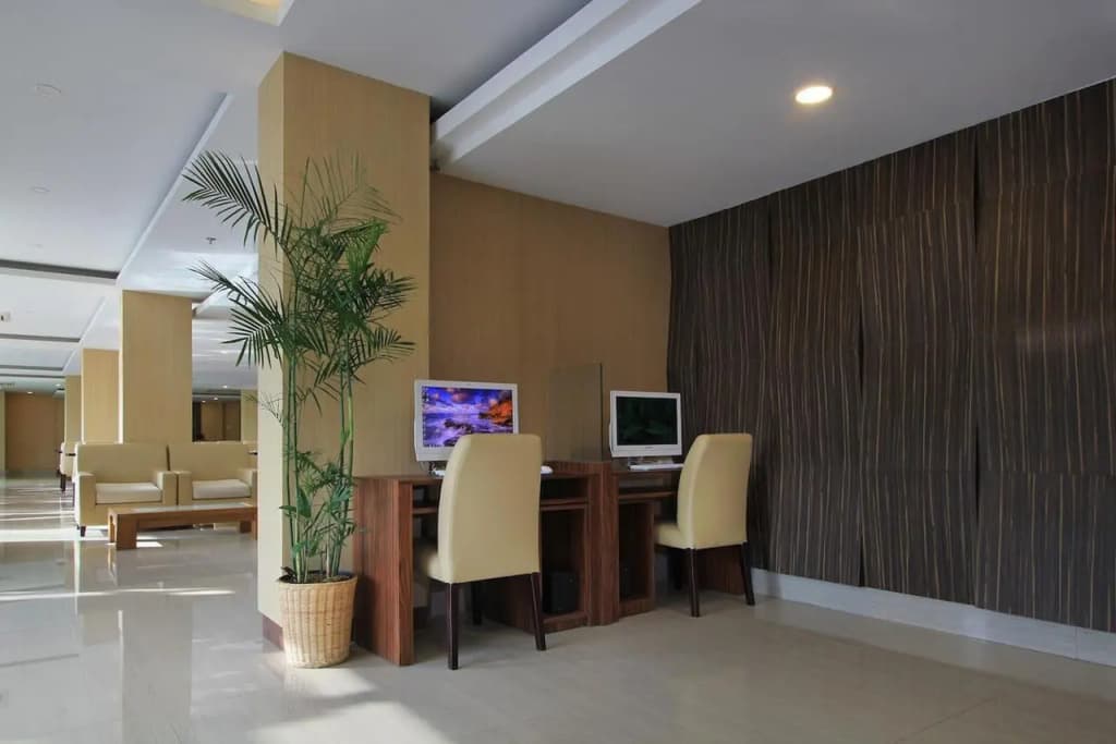 MarsCity Hotel - photo 17