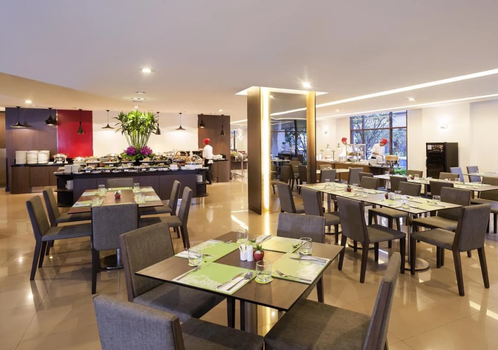 ibis Bangkok Riverside - photo 28