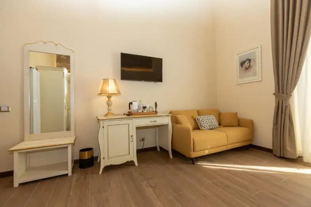 Kings Home In Rome - photo 3