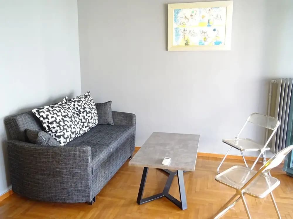 Superb location Athenian apartment - photo 4