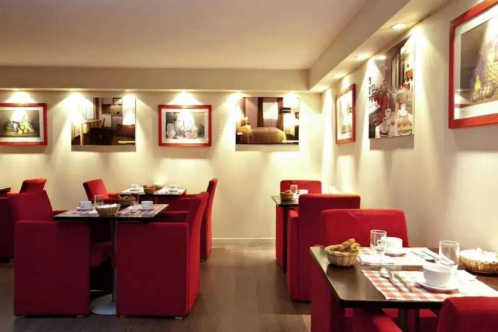 Adagio Access Paris Eiffel Aparthotel - photo 17