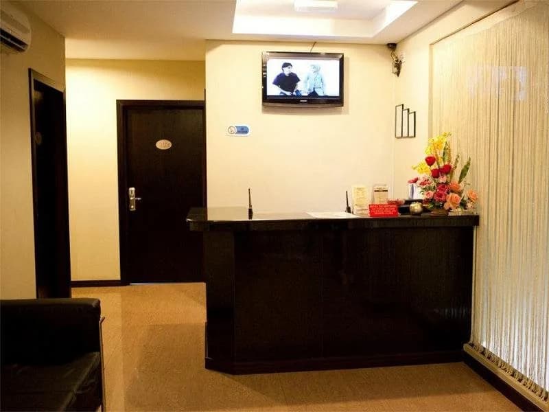 OYO 90375 Reggae Inn - photo 11