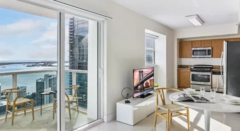 One Broadway by Miami Vacations - photo 7