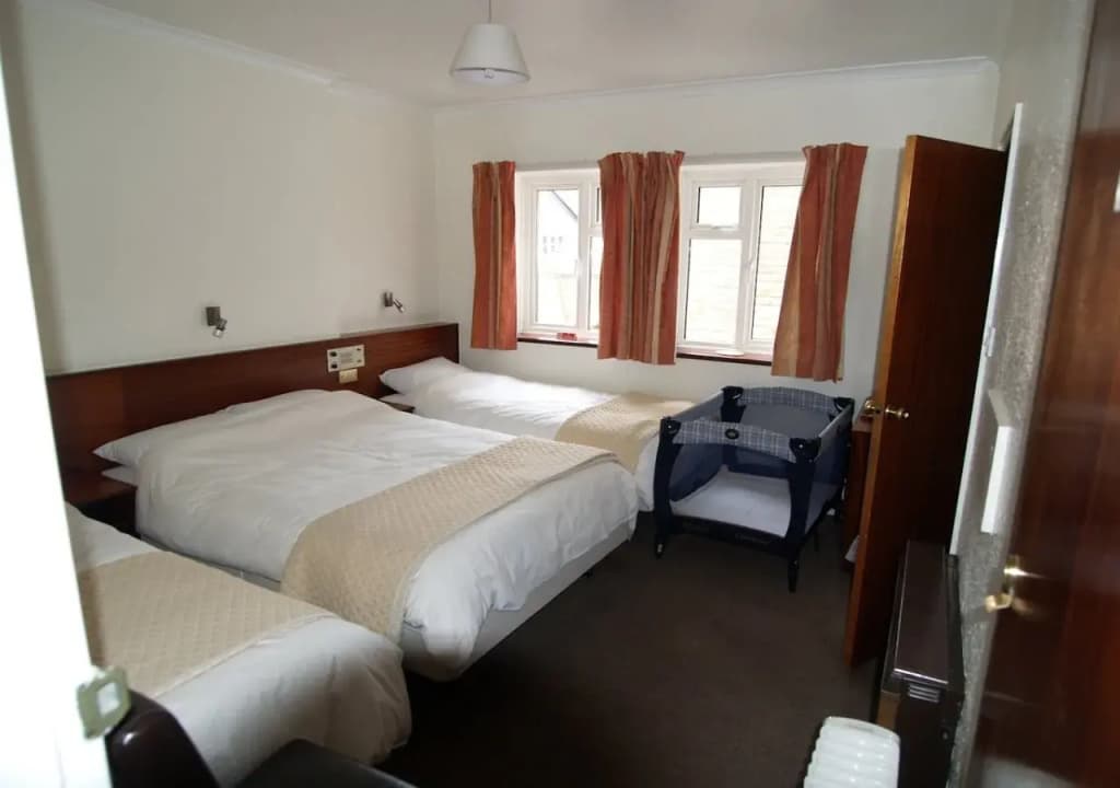 White Lodge - photo 2