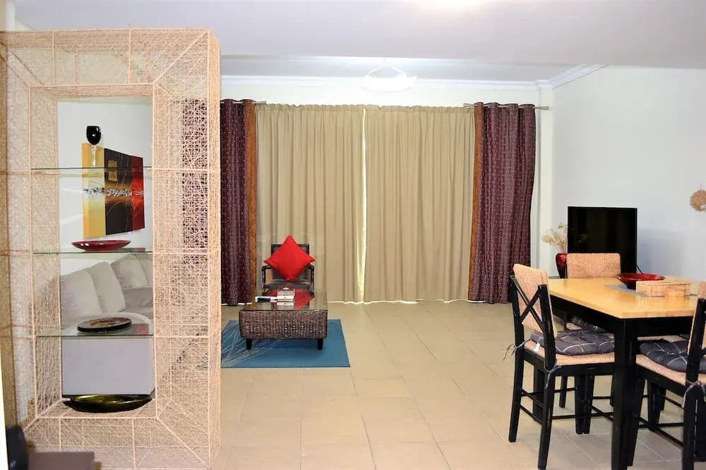 Entire 1 Bedroom Apartment in the Prestigious Palk Jumeirah - NBT - photo 5