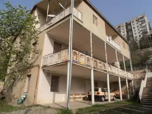 Iulia's House - main photo