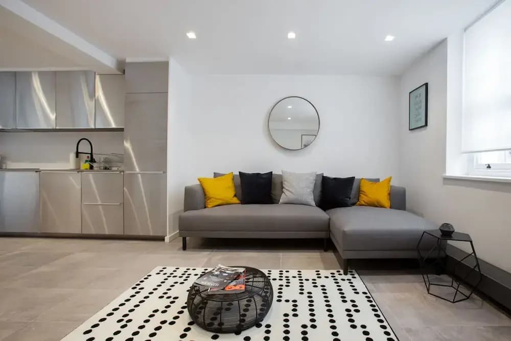 3Bdr House With Patio By The Residences - photo 3