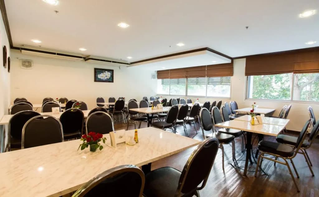 KU Home Hotel - photo 12