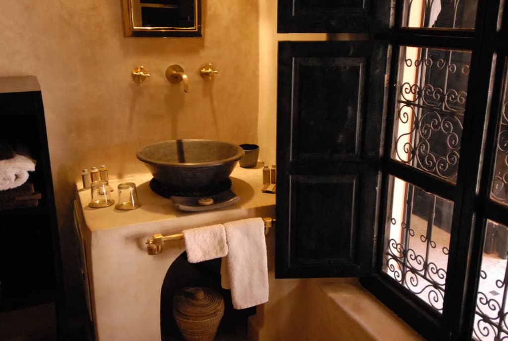 Riad Ajmal - photo 21