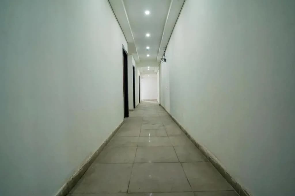 Red Snapper Hotel - photo 9