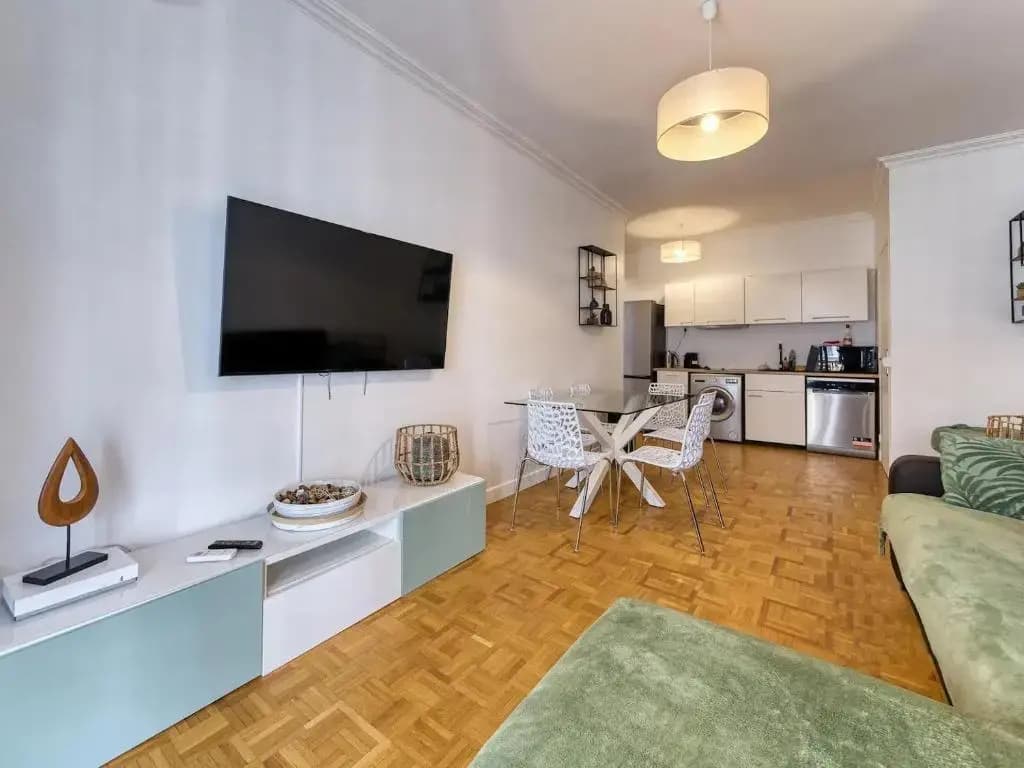 BH - LE BEETHOVEN - 6 people ,3 Room, Luxurious - photo 11