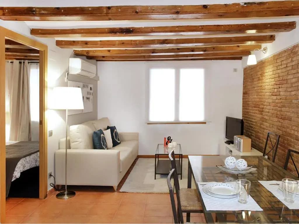Top Barcelona Apartments - photo 4
