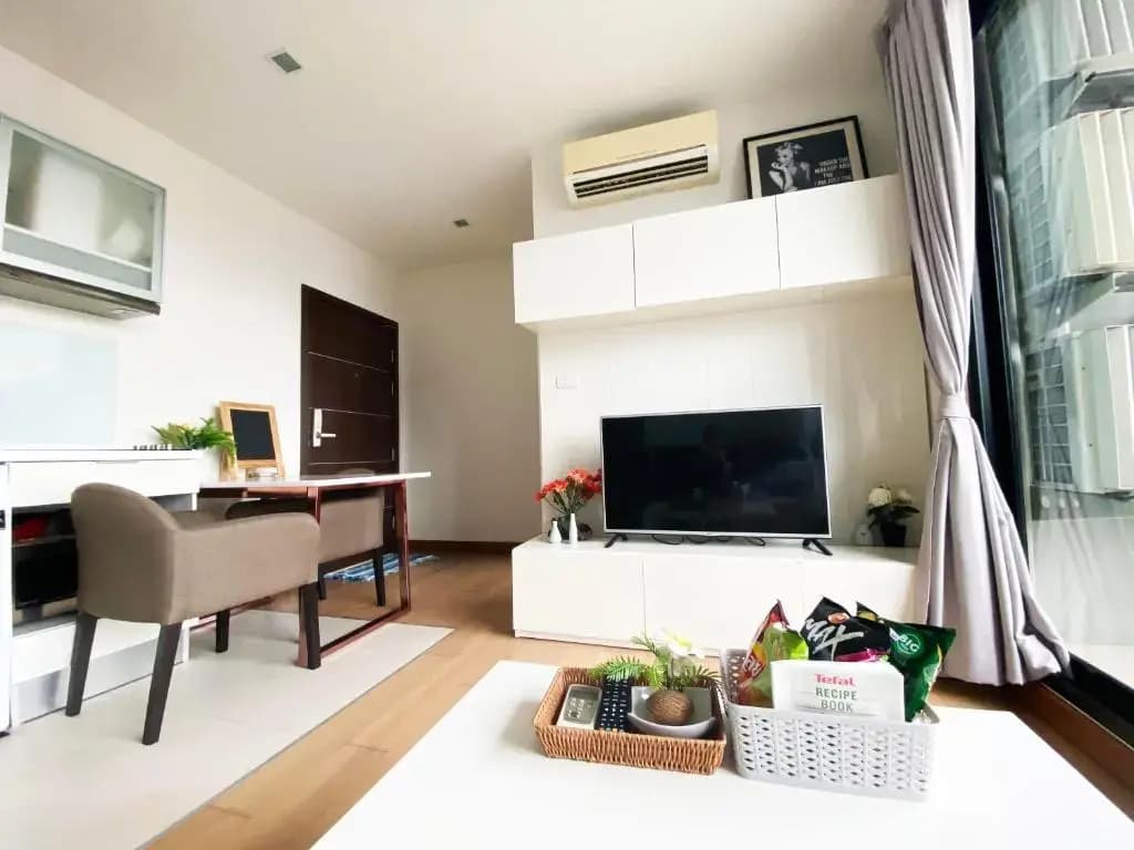 The Astra 2bedroom,close night bazaar and old city - main photo