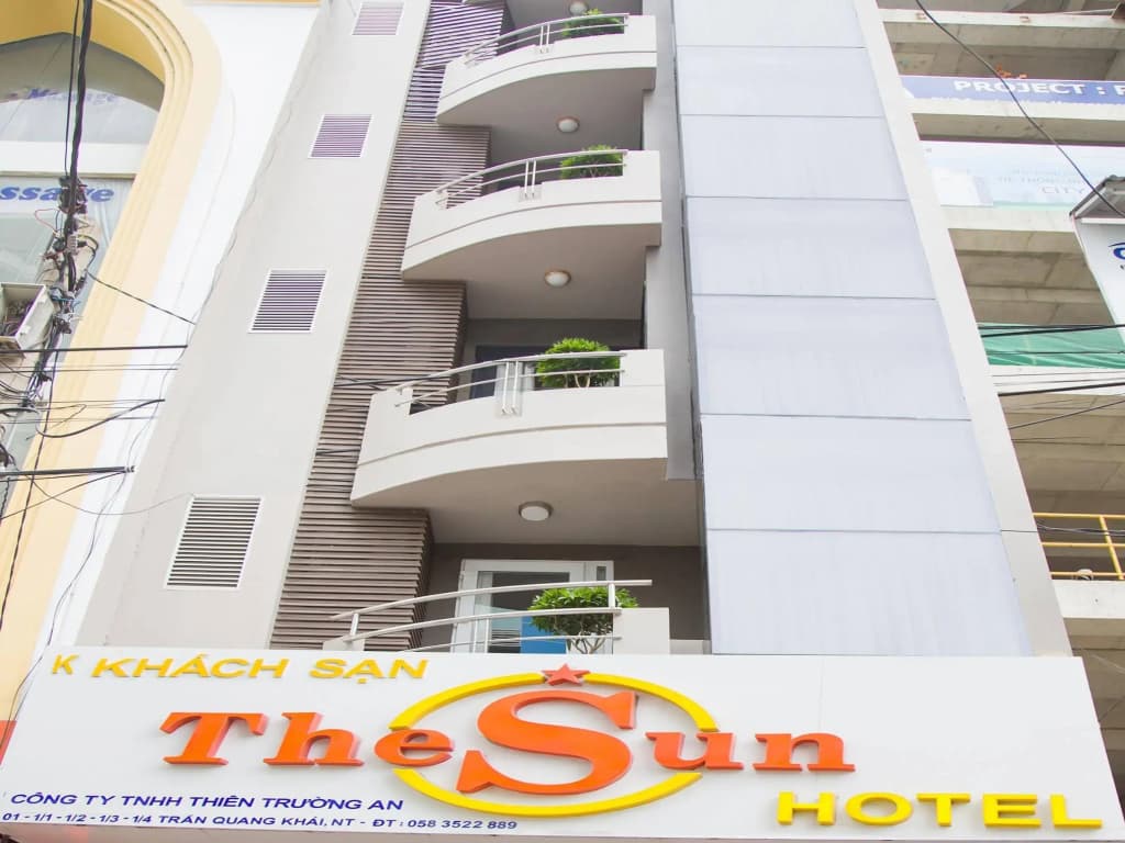 The Sun Hotel - main photo