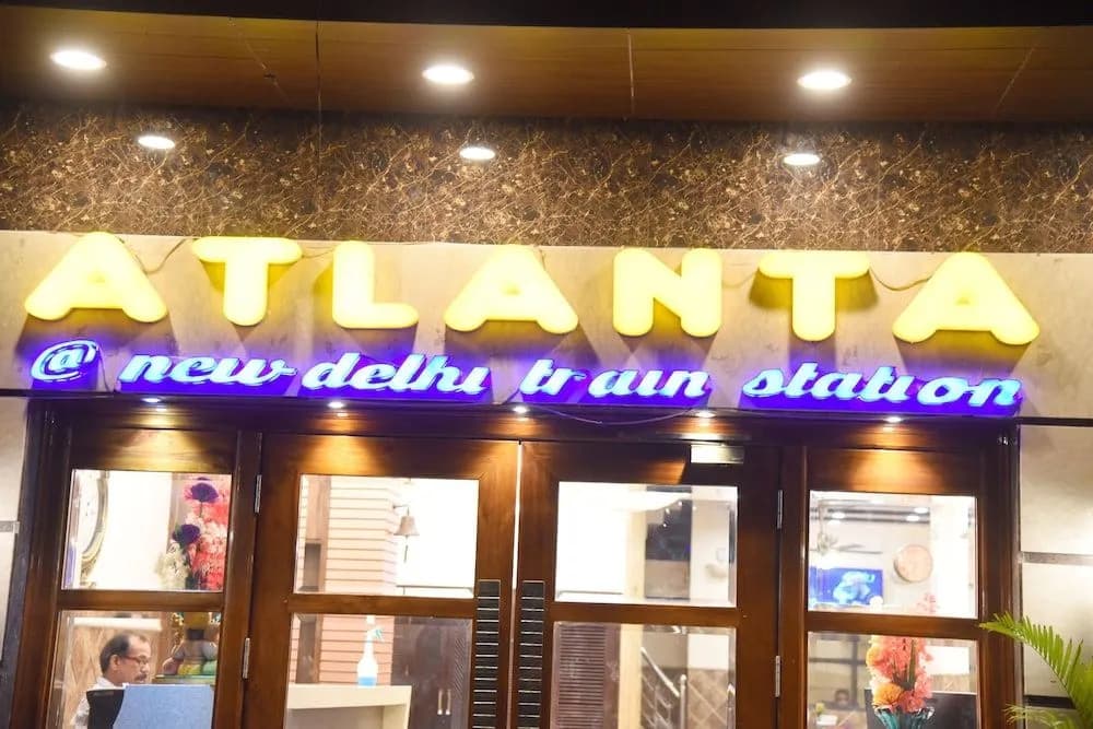 Atlanta At New Delhi Train Station - main photo